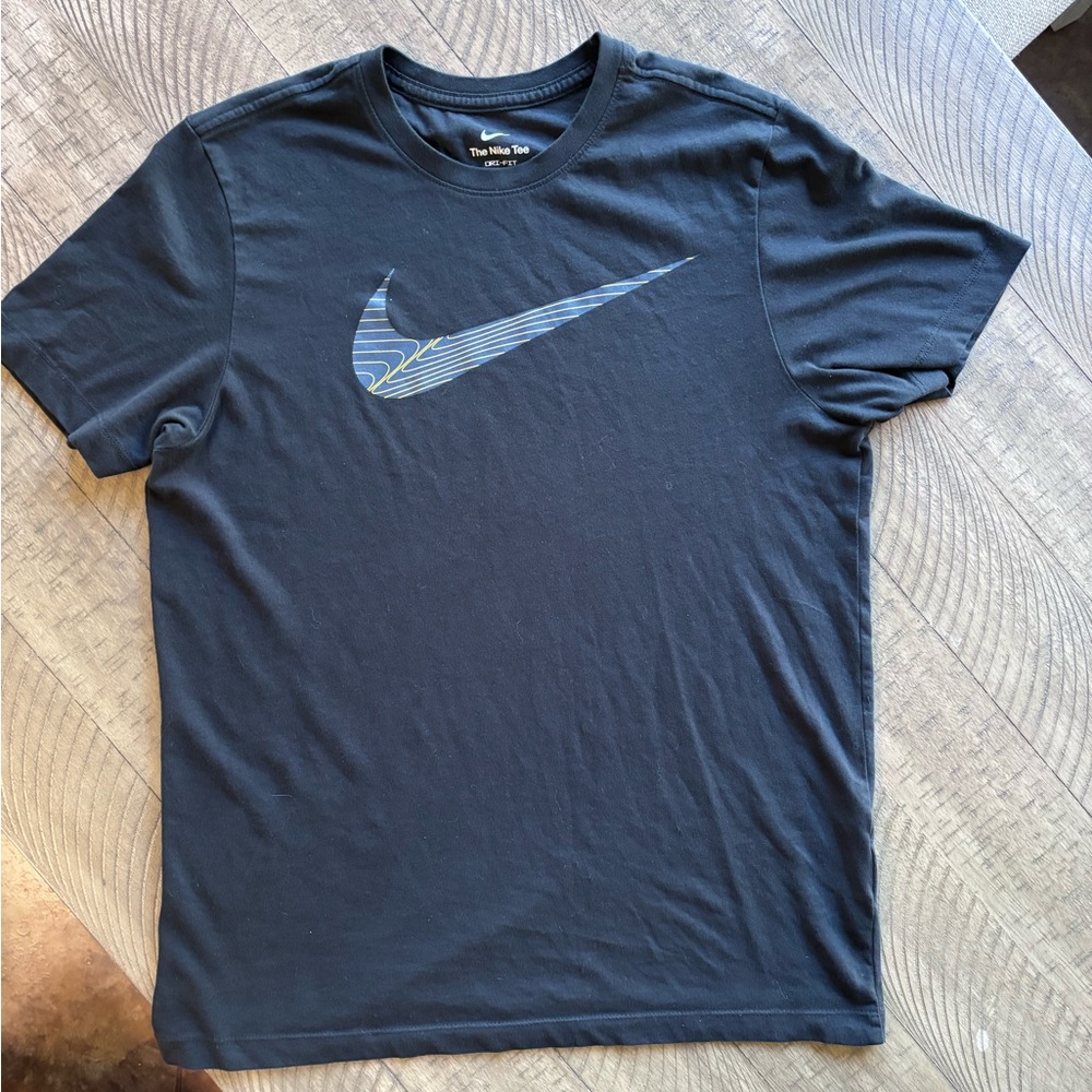Nike Men's Dark Gray Tee with Logo